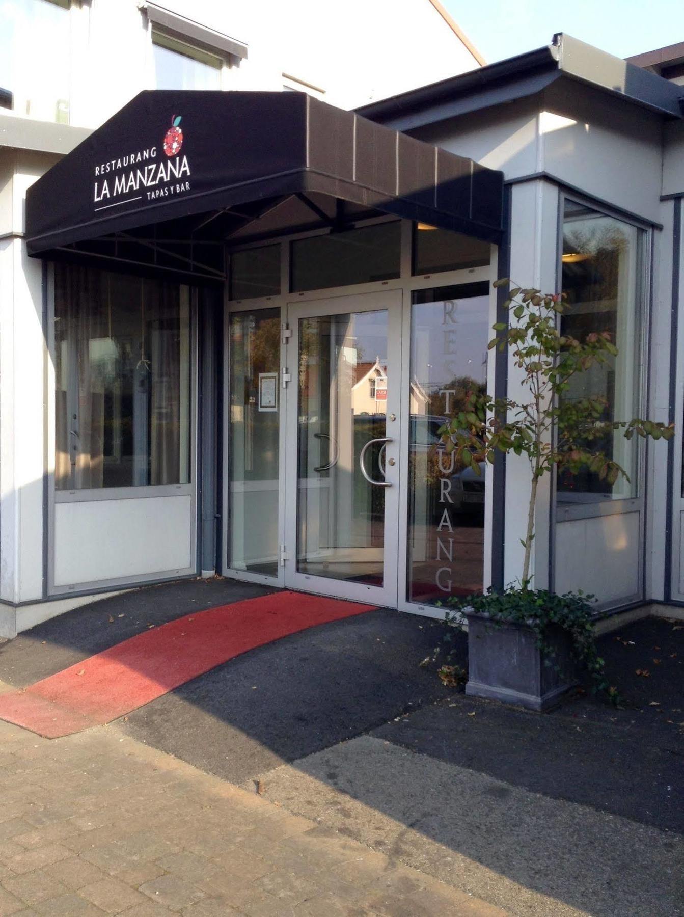赫瑞尔昂盖酒店 Herrljunga 外观 照片